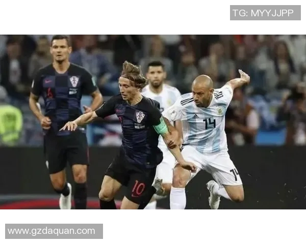 曼联在亚冠小组赛中憾失平局,小组出线形势严峻 曼联在亚冠小组赛中憾失平局,小组出线形势严峻