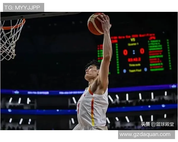 约翰-埃格伯努在CBA季后赛中展现出强大的统治力